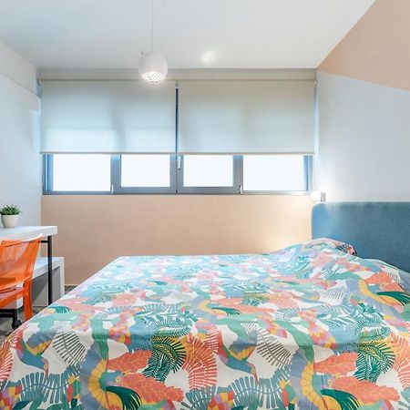 Апартаменты Pop Art Homm In Groovy Koukaki Афины Экстерьер фото