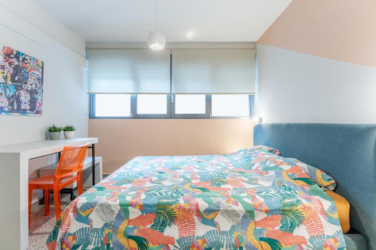 Апартаменты Pop Art Homm In Groovy Koukaki Афины Экстерьер фото